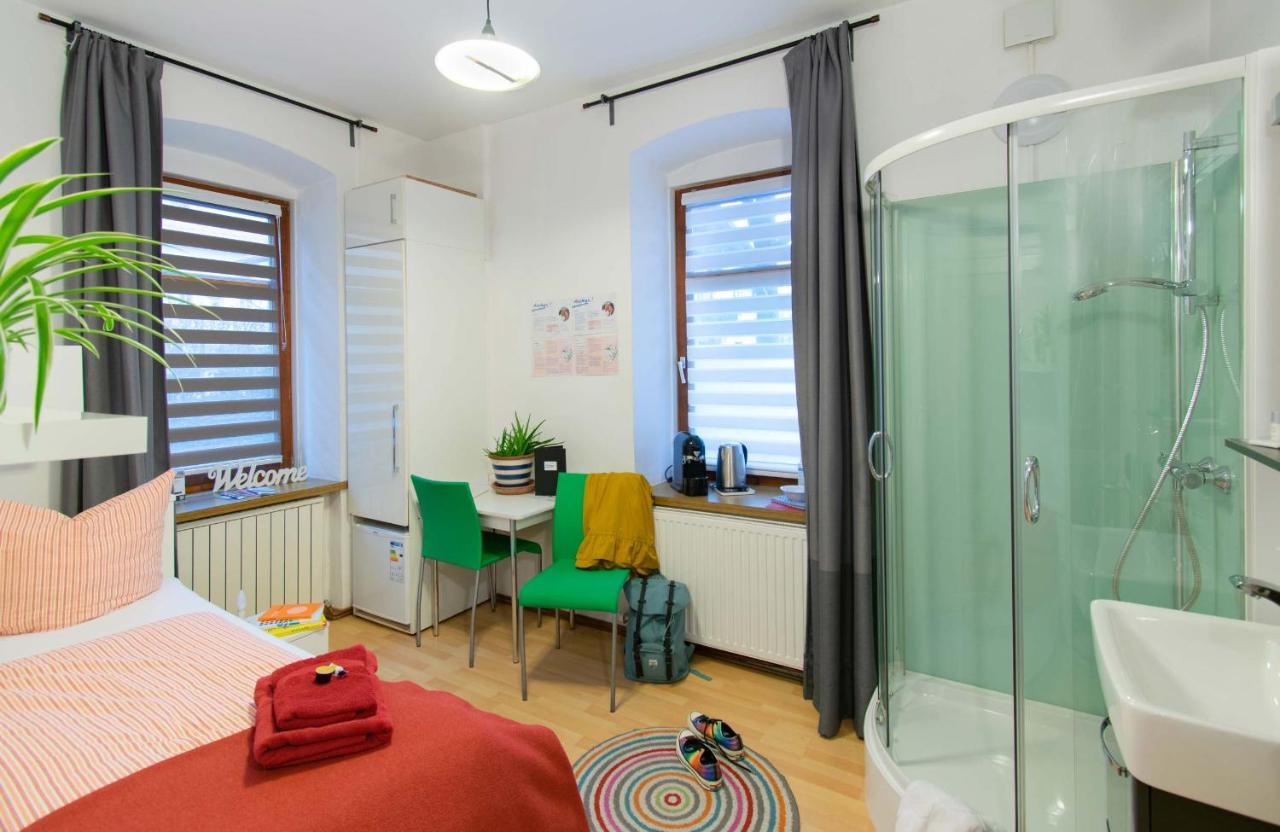 Absteige Innsbruck- Zentrale Ferienapartments Exterior foto